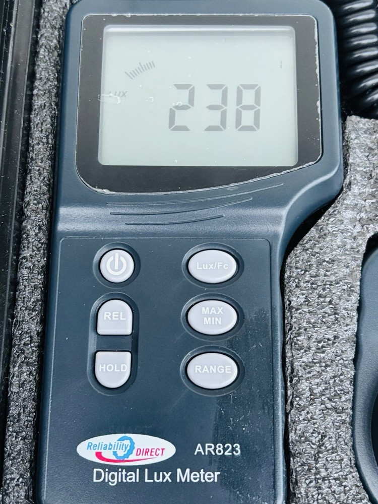 Digital World De Range Light Lux Meter - Smart Sensor RDI-AR823