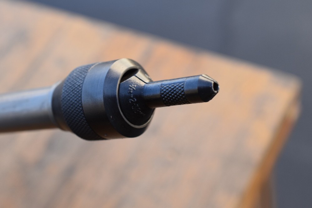 Avdel Power tool 715 type air riveter 7150