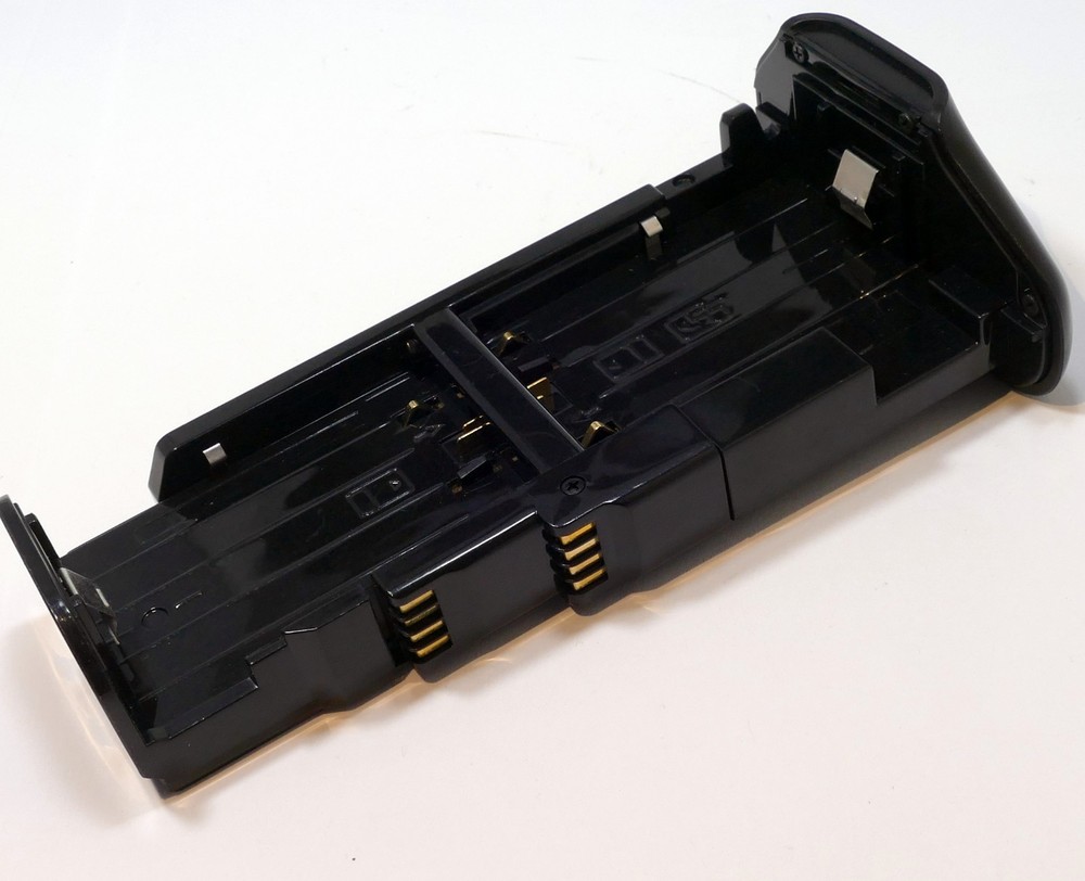 AA Battery Tray Adapter for BG-E11 repalcement