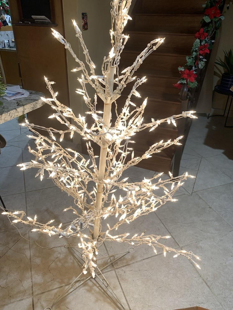 Yule Rite Outdoor 4.5 Ft Lighted Holiday Tree