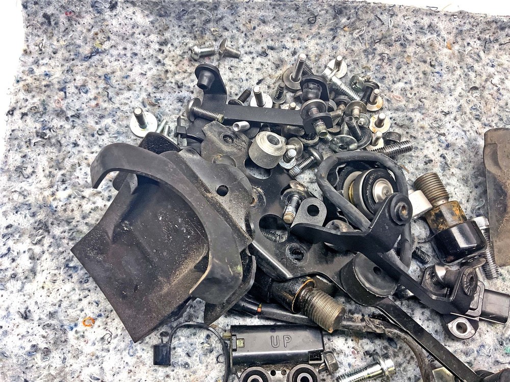 2014 Yamaha MT-07 Assorted Nuts, Bolts & Fixings