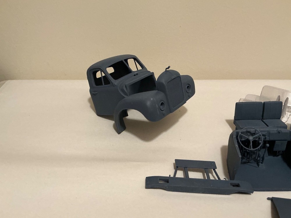 3d printed MACK B-61 1/25 SCALE CAB designed by Alfa Cantauri