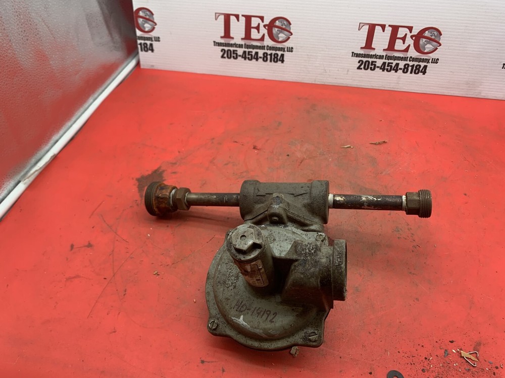 Sensus Model 043-B Service Regulator