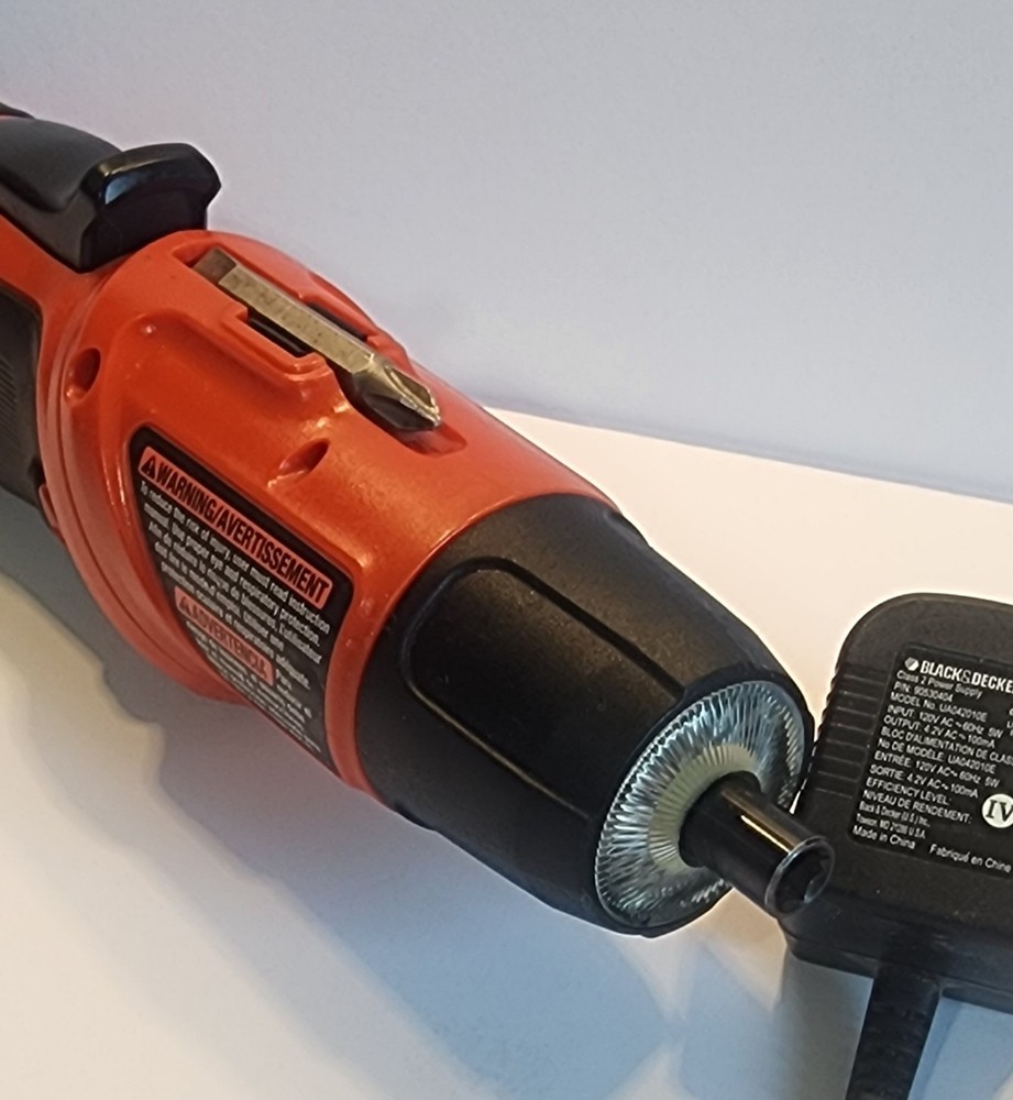 Black And Decker Pivot Driver/ Screw Gun