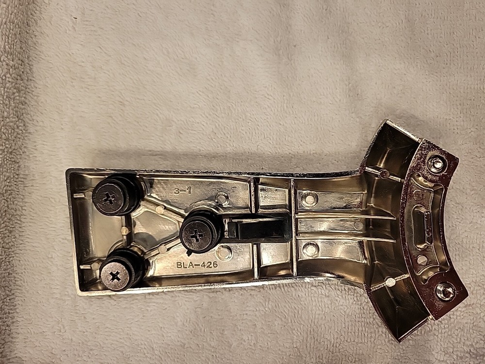 HAMPTON BAY CEILING FAN MENAGE BLADE BRACKET BRUSHED NICKEL