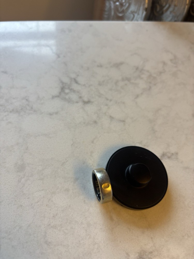Oura Ring Gen 3 Size 7 + TWO Chargers