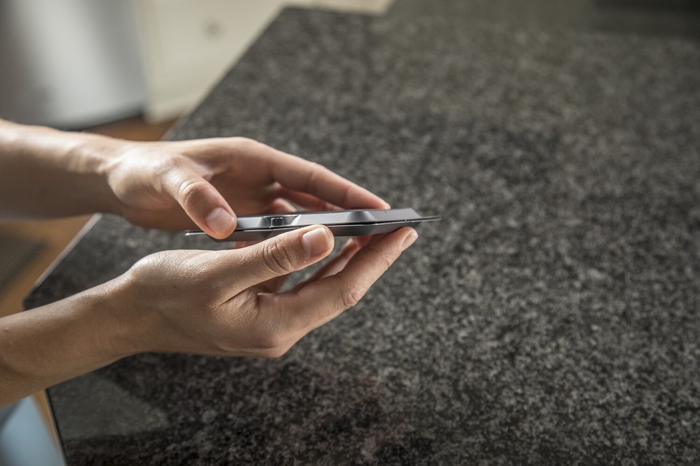 Tomcat Glue Traps Mouse Size with Eugenol for Enhanced Stickiness