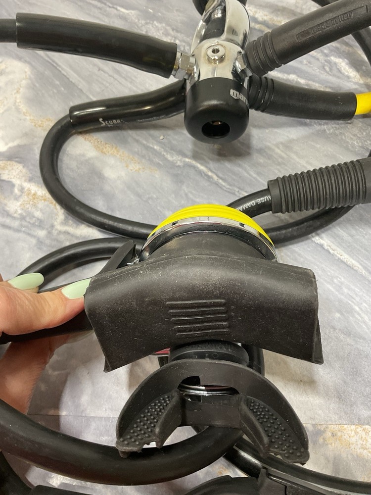 Aeris500AI Complete SCUBA Regulator + Computer Setup Voltrex Mares /Nikos Mares