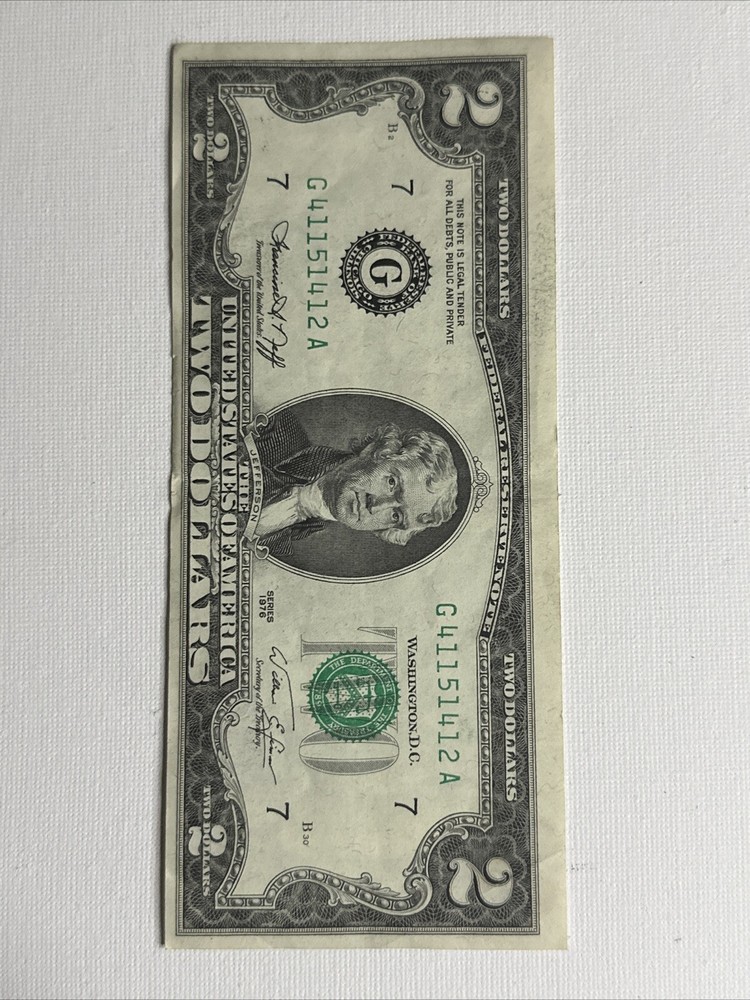 1976 Chicago B Cutting Error Uneven Border $2 Bill