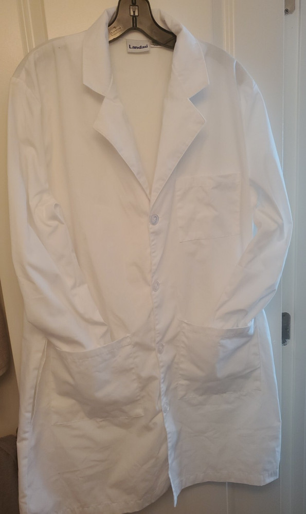 Landau Unisex 5-Pocket Plain Lab Coat - Medium