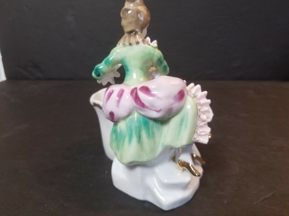 Lace Figurine Planter 5 1/2" H.