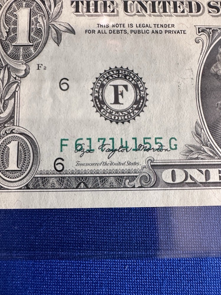 (( ERROR - MISALIGNED )) $1 1977 (CU) FEDERAL RESERVE