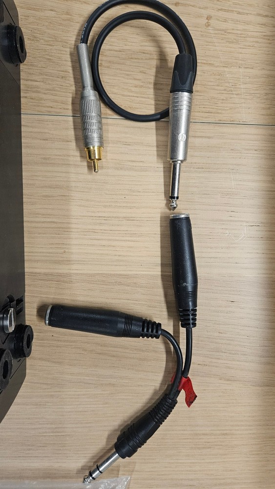 Fostex FR-2 Field Memory Recorder | 2-channel, Timecode Generator, TC Sync Cable