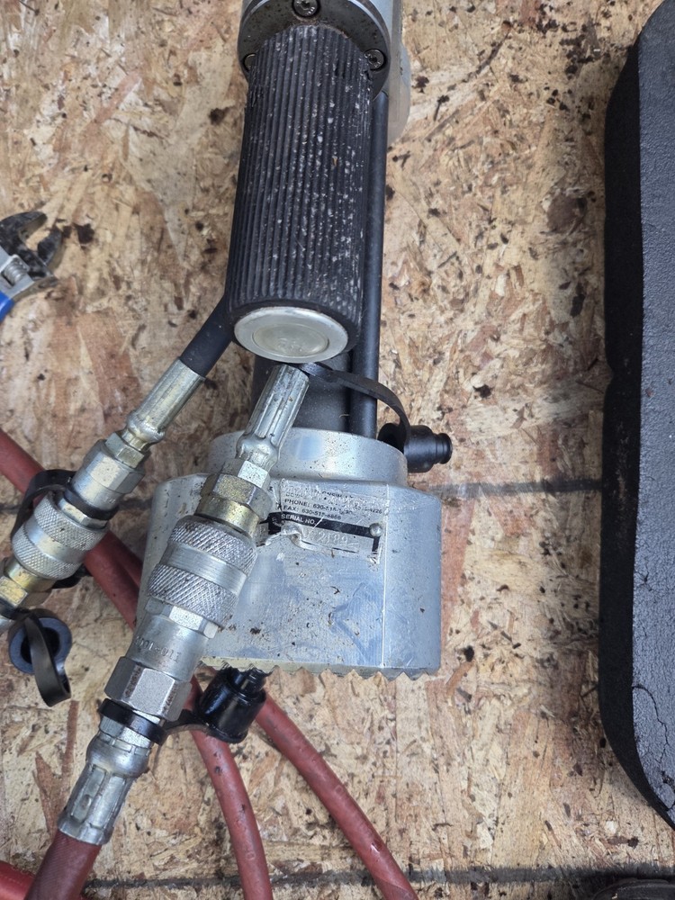 Amkus 30R Push/Pull Hydraulic Ram