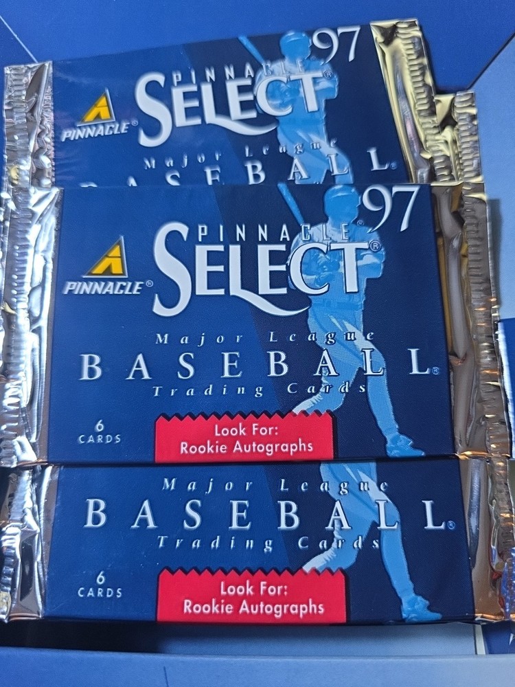 Insert HUNT!   1997 PINNACLE SELECT BASEBALL HOBBY PACK (1) Pack