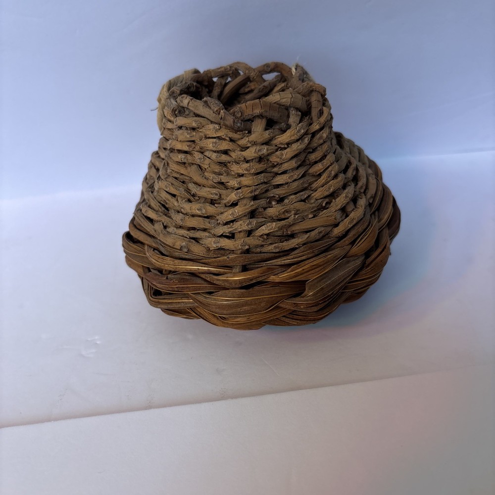 Unsigned Hawaiian Wattle Basket created by Mika McCann