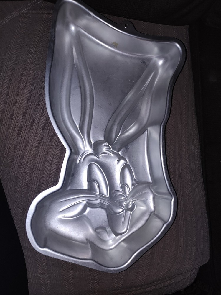 Bugs Bunny Cake Pan
