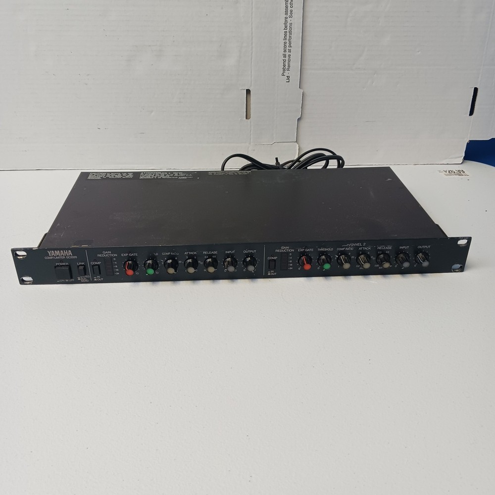 Yamaha GC2020 2-Channel Stereo Compressor Limiter Rackmount Dynamic Processor