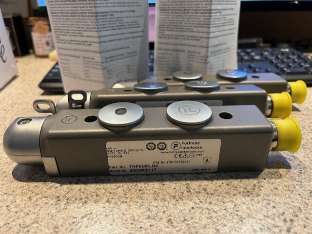 FORTRESS SAFETY INTERLOCK, TGARD SERIES,THFSMELQ5, W/ LATCHING FUNCTION