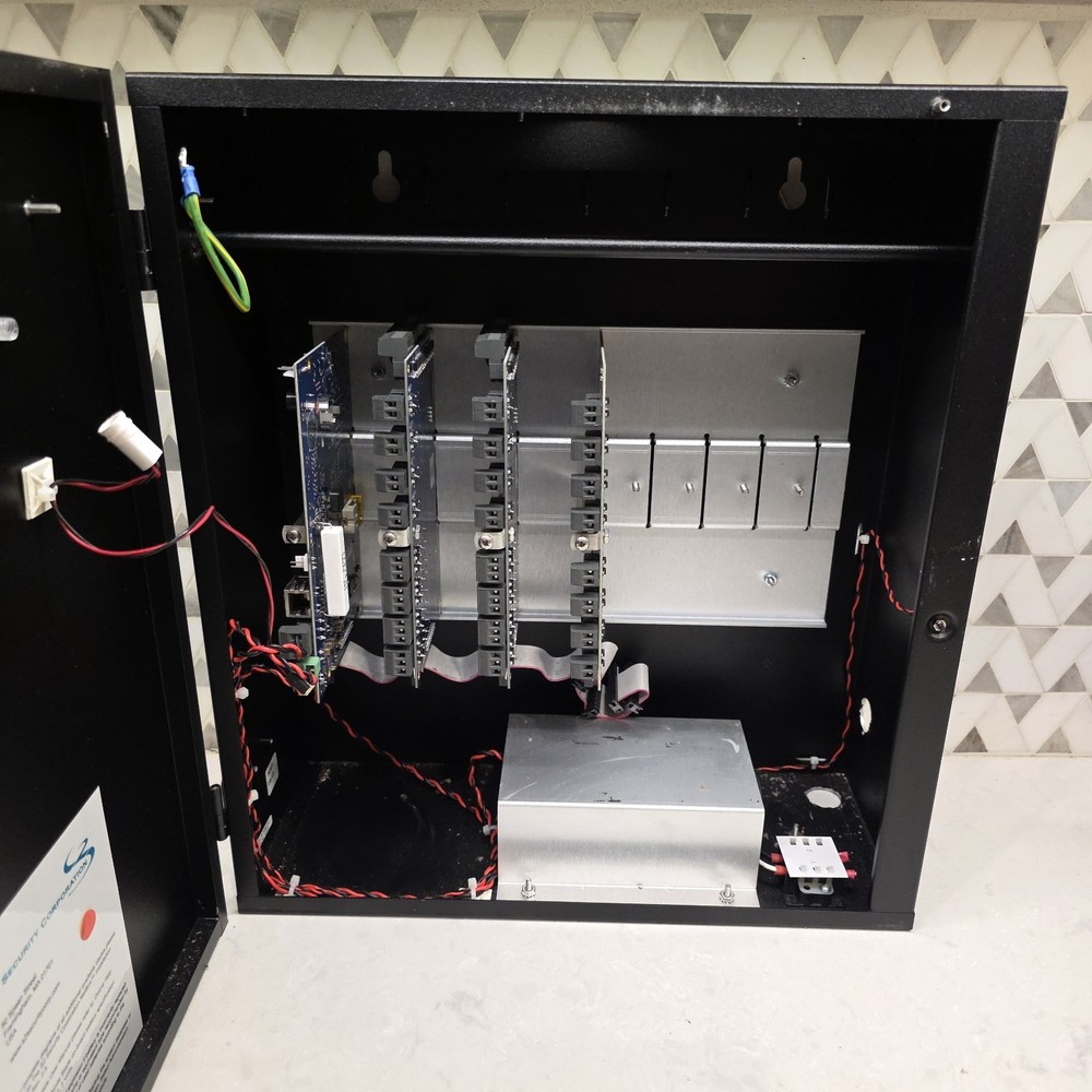 S2 Netbox Lenel Access Control Network Node W/3 Access Blades & Control Board