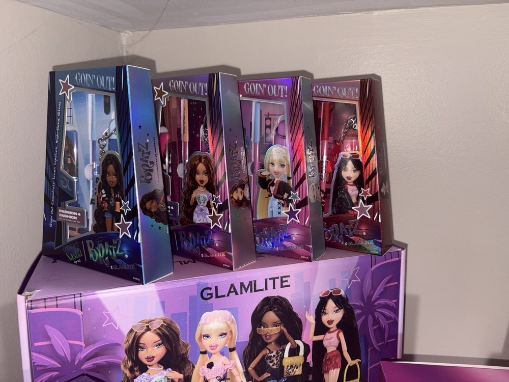 Bratz x Glamlite FULL PR BOX BNIB
