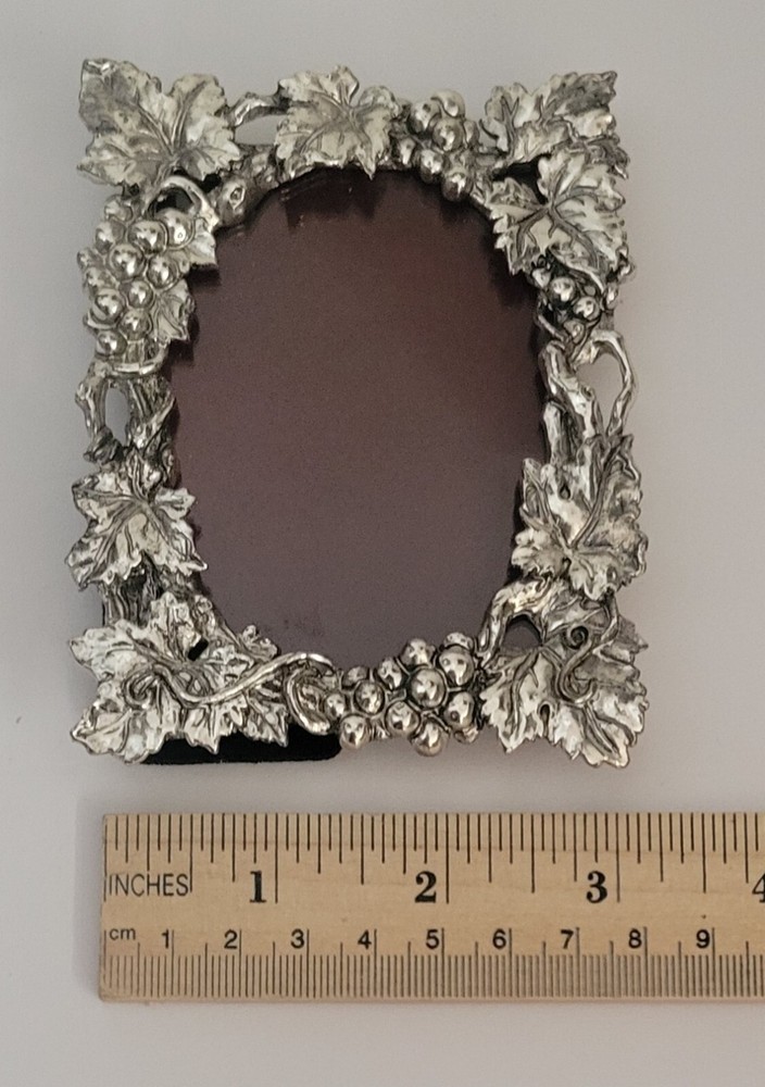 Arthur Court Silver Grape Small Frame