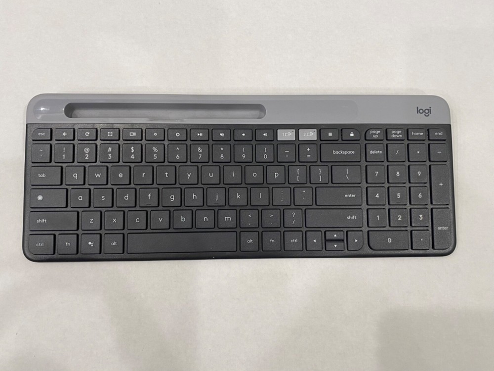 Logitech K580