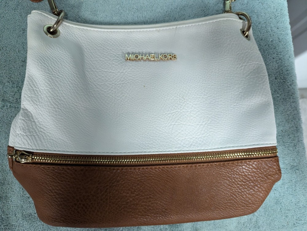 michael kors ladies reverseable belt & Purse