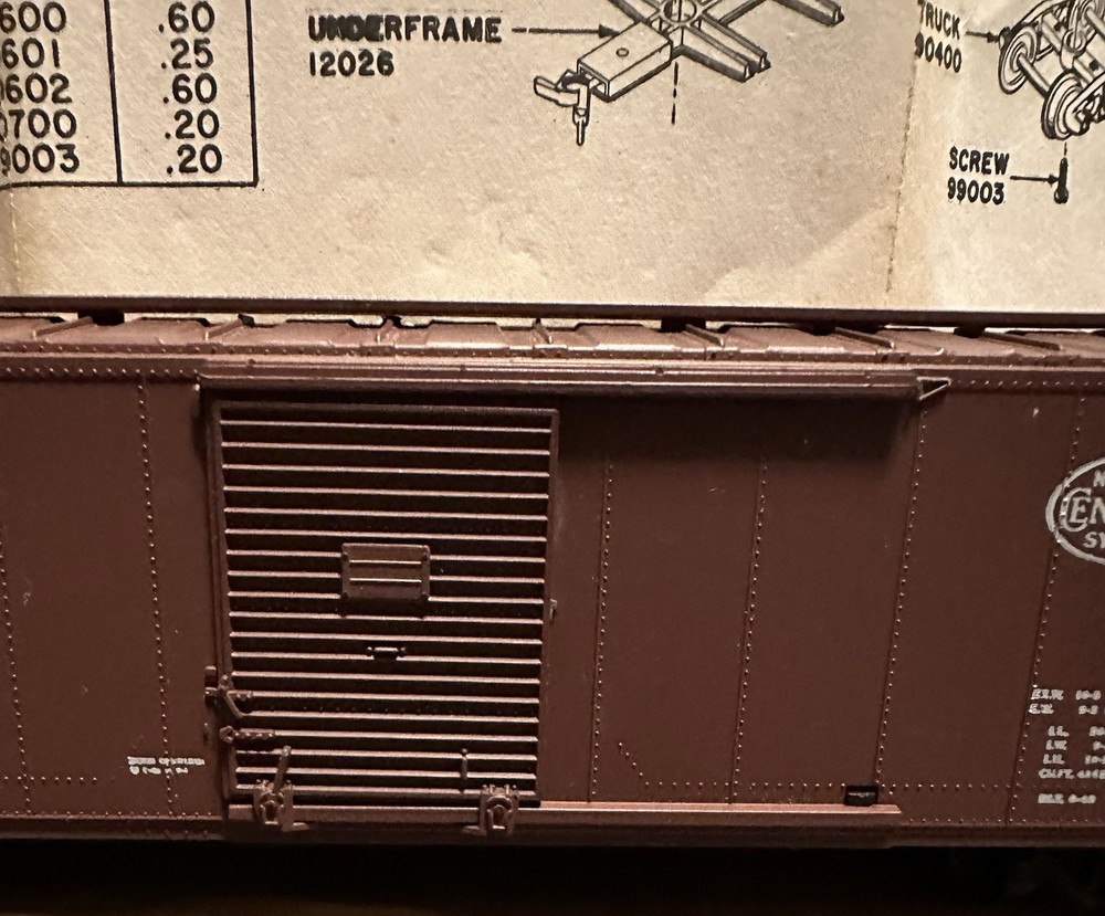 Athearn 40’ Box Car NEW YORK CENTRAL SYSTEM PLEASE READ DESCRIPTION.