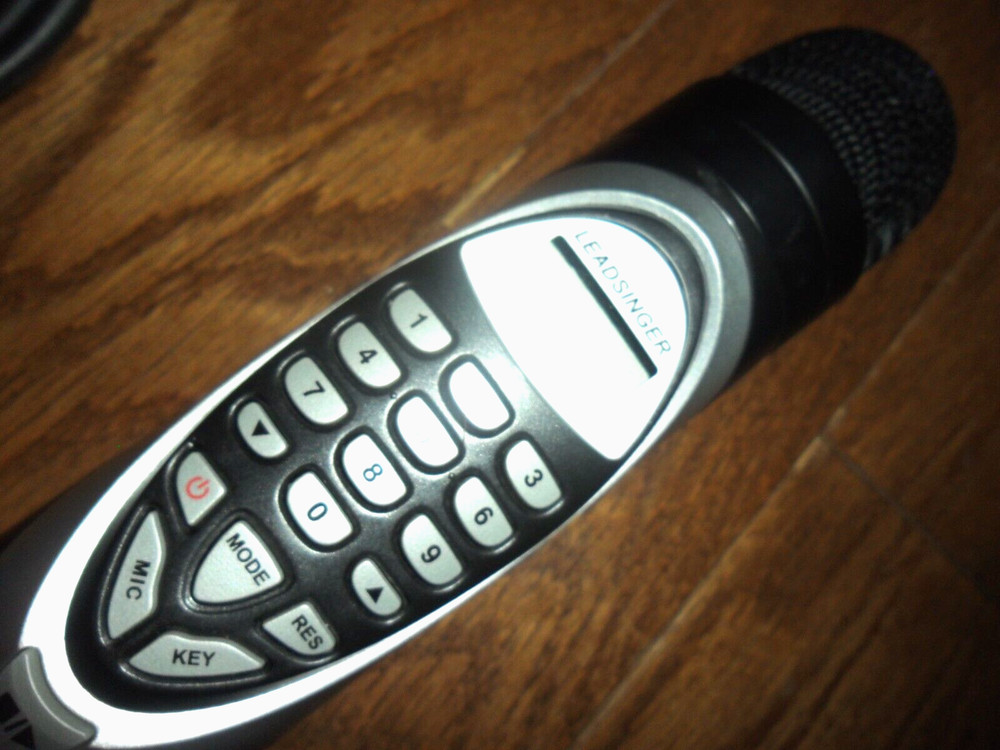 LeadSinger Karaoke Microphone LS3700W w/ Power Adapter & Cables