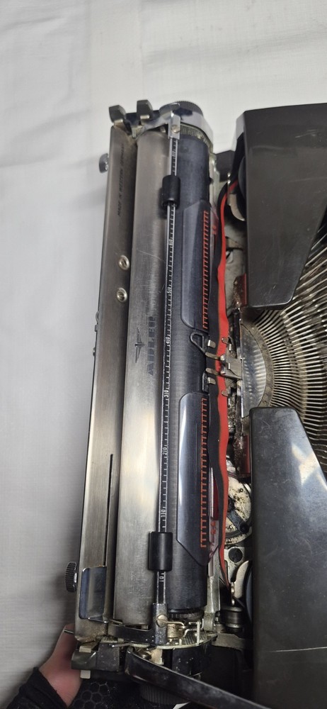 Adler Tippa S Typewriter Case 1960s - Tested working Read