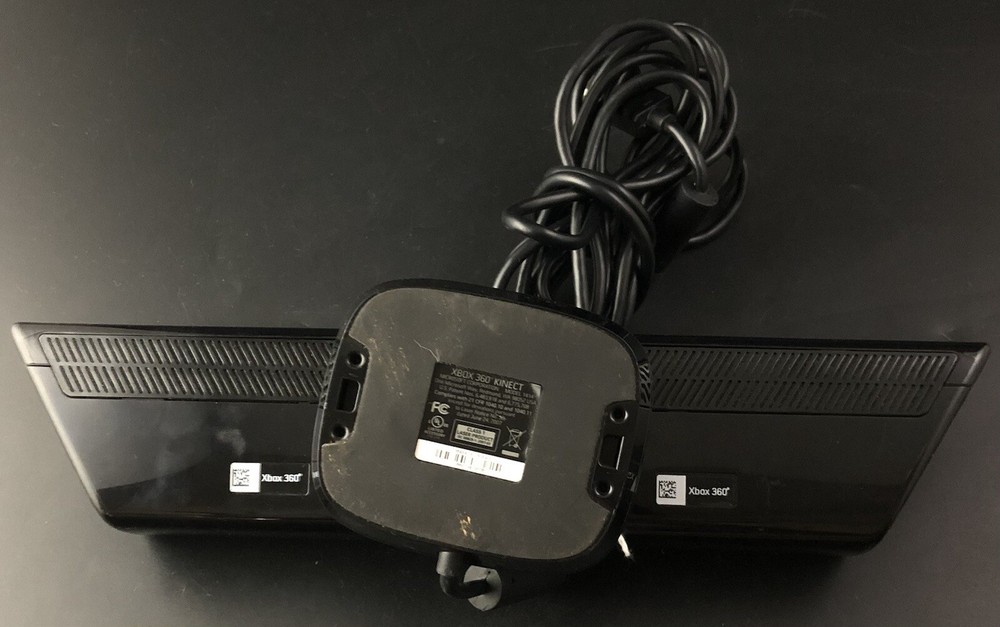 Microsoft XBOX 360 Kinect Sensor Original OEM Lot Of 2 Vf2