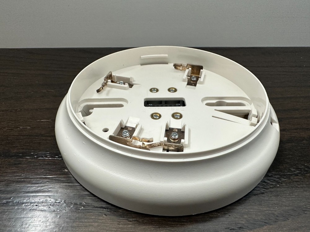 Simplex 4098-9793 SSD Sensor Base FREE SHIPPING !!!