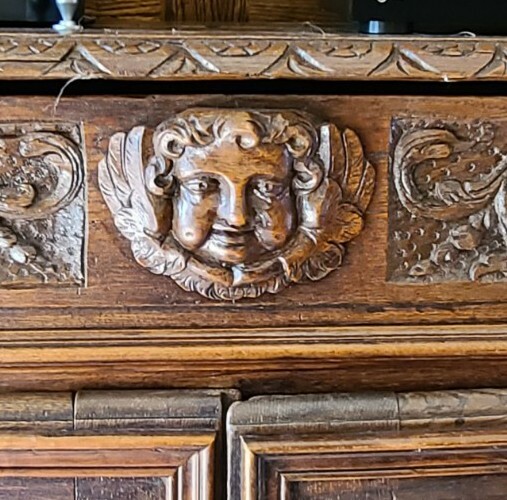 ANTIQUE DARK BROWN OAK FOYER CHEST