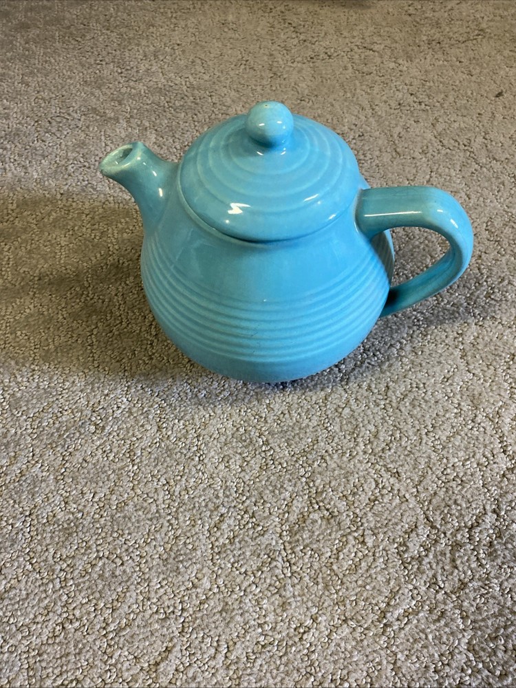 Bauer Monterey Ringware Snub Nose Tea Pot #B