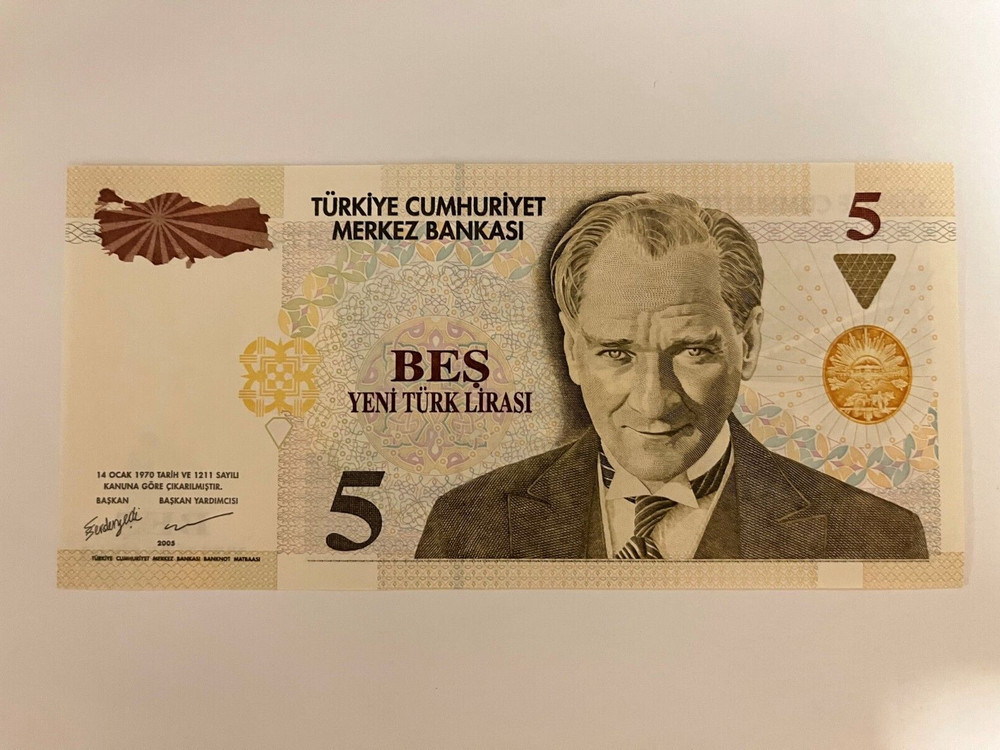 2005 Turkey 5 Lirasi World Banknote