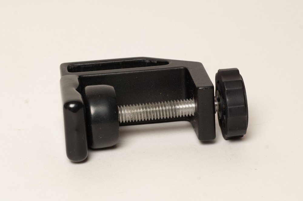 Exc Quantum Pole Mounting Clamp for Battery Packs QBC