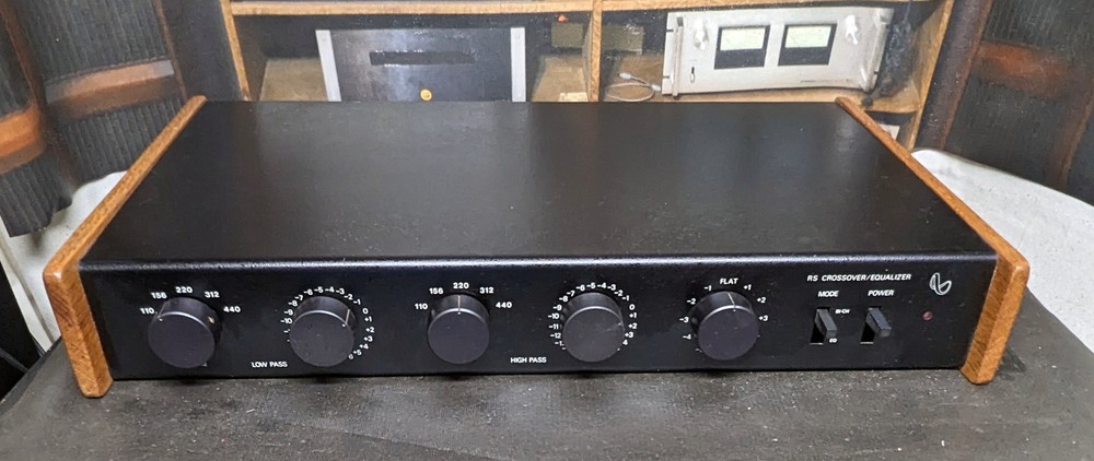 Infinity RS crossover / equalizer with wood sides for Reference Standard 4.5
