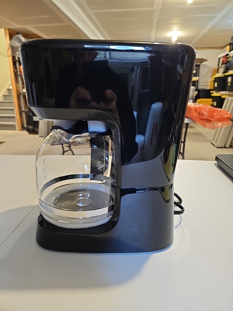 Coffee Maker, New, Open Box Mainstays 12 Cup Programmable