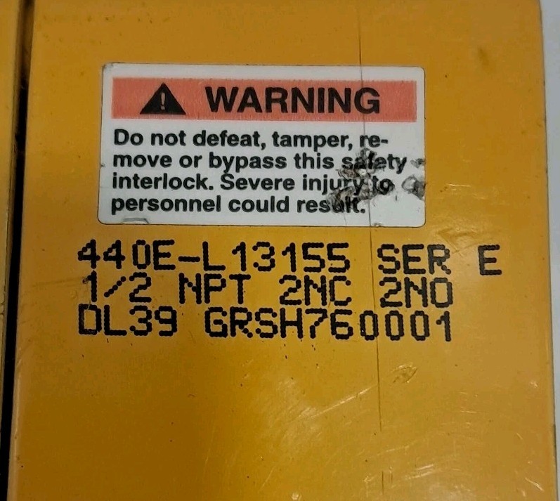 Allen Bradley 440E-L13155 Lifeline Cable Pull Switch