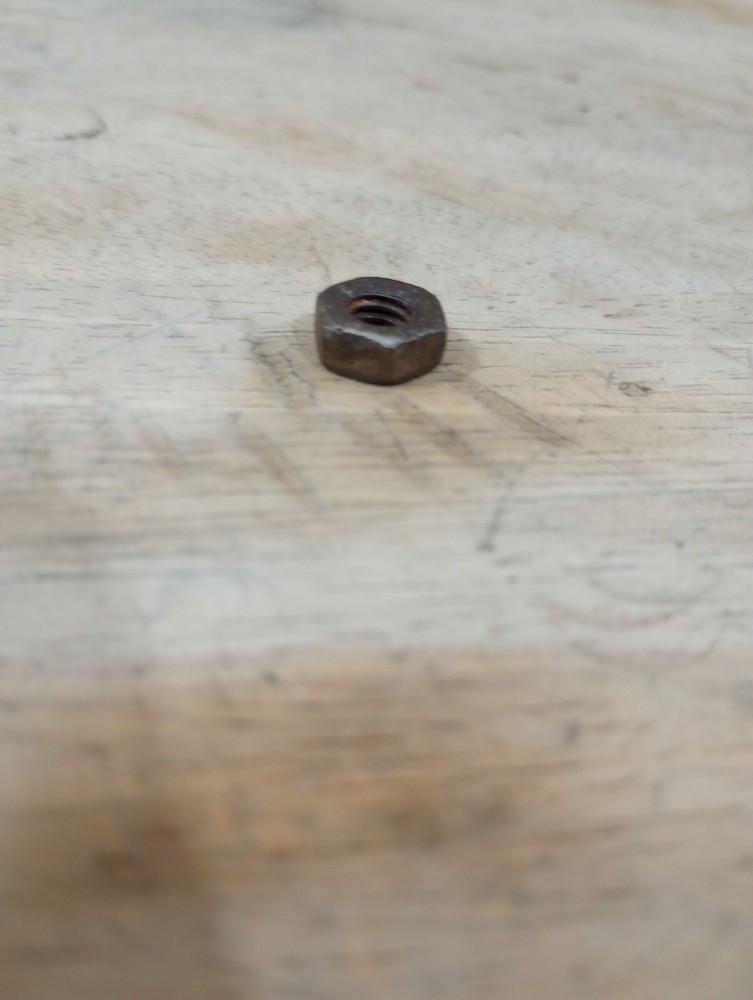 Coleman 639 Lantern - Cage Nut - Rusty