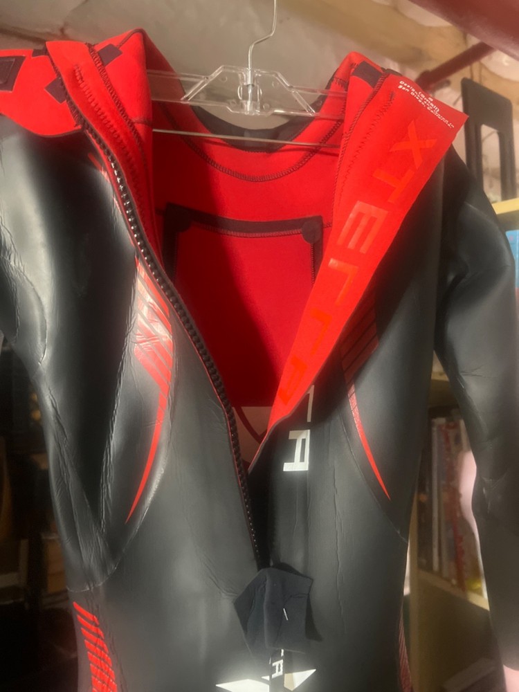 Xterra Vector Pro Wetsuit Size S Used