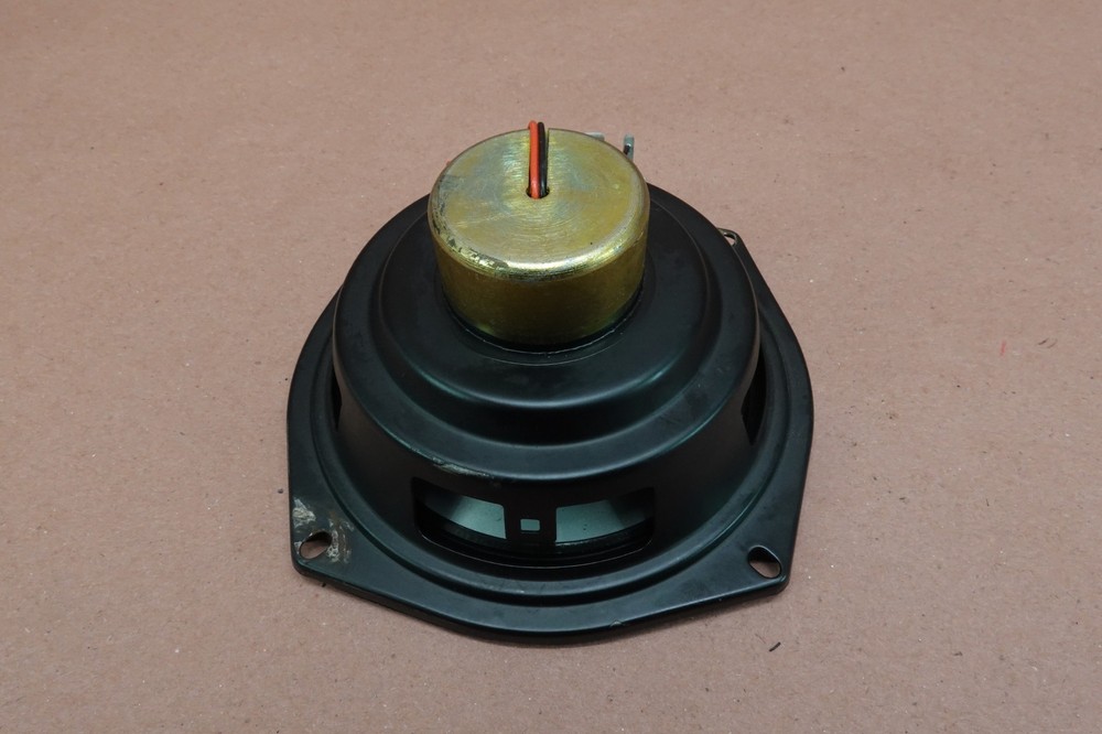 2001-2006 Harley Davidson Street Glide Front Audio Speaker