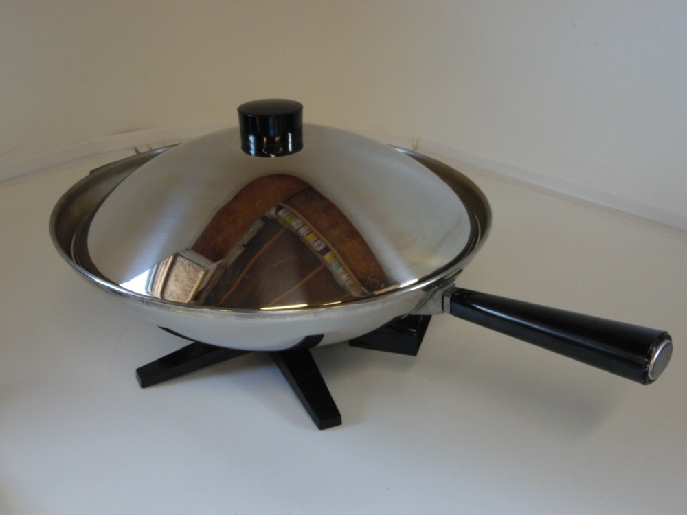 Farberware Replacement Model B2000 Electric Wok with manual