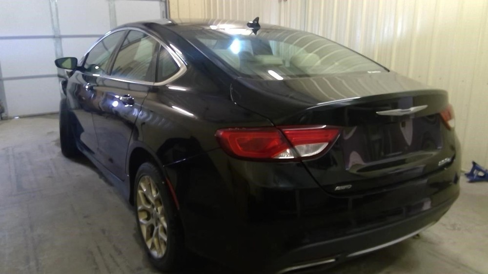 200 2015 High Mounted Stop Light 1722638