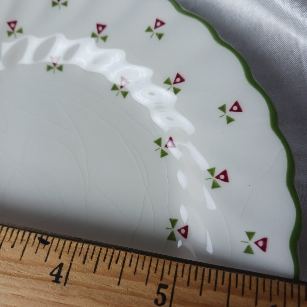 LAURA ASHLEY THISTLE MADE IN ENGLAND DINNER SET FOR 4