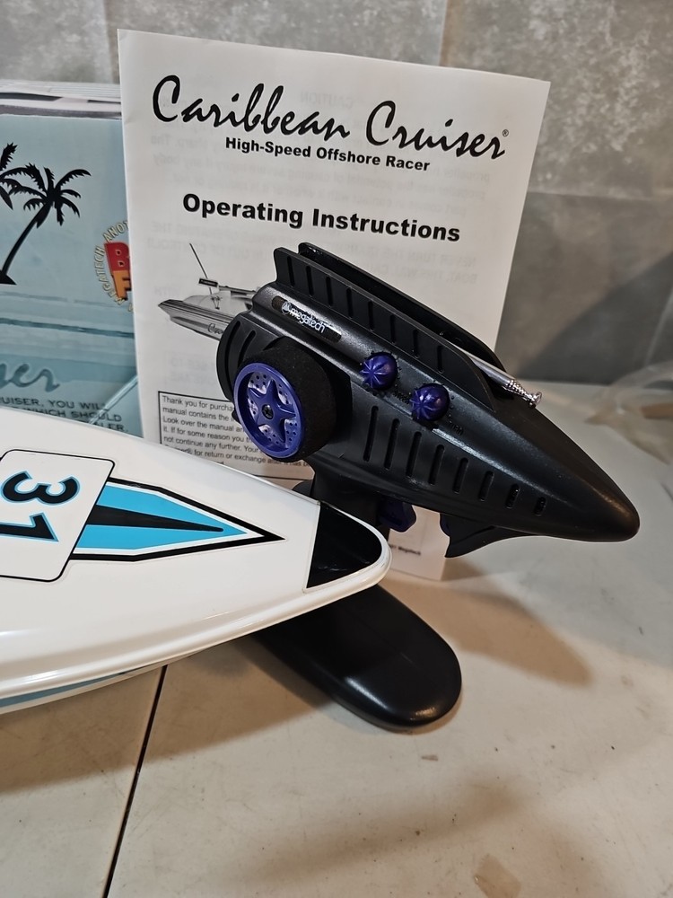 Megatech Caribbean Cruiser Remote Control Boat W/Box-Battery & Controller TESTED