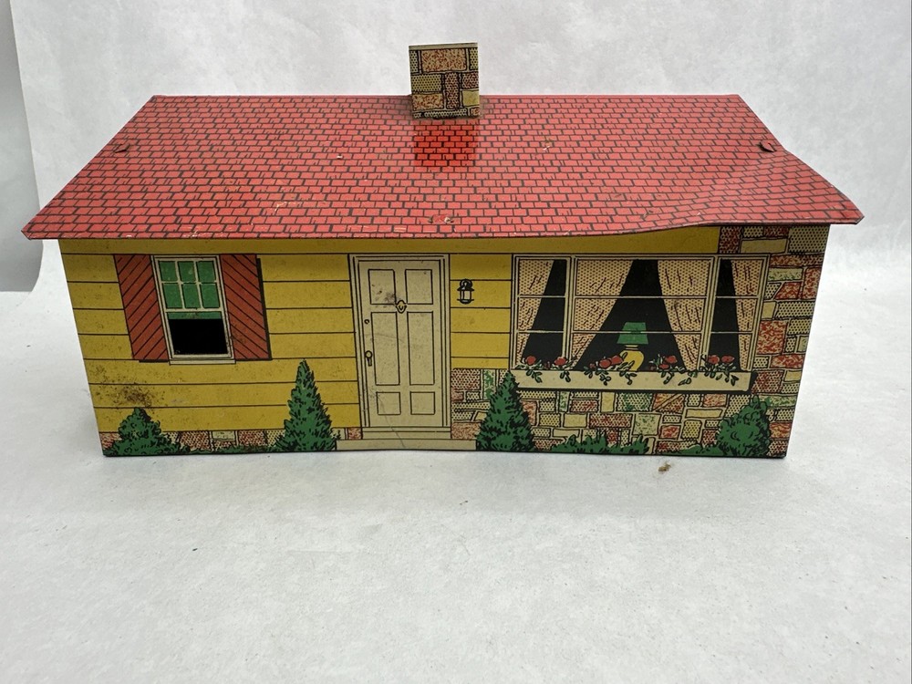 SKYLINE TIN RANCH HOUSE WITH LIGHT