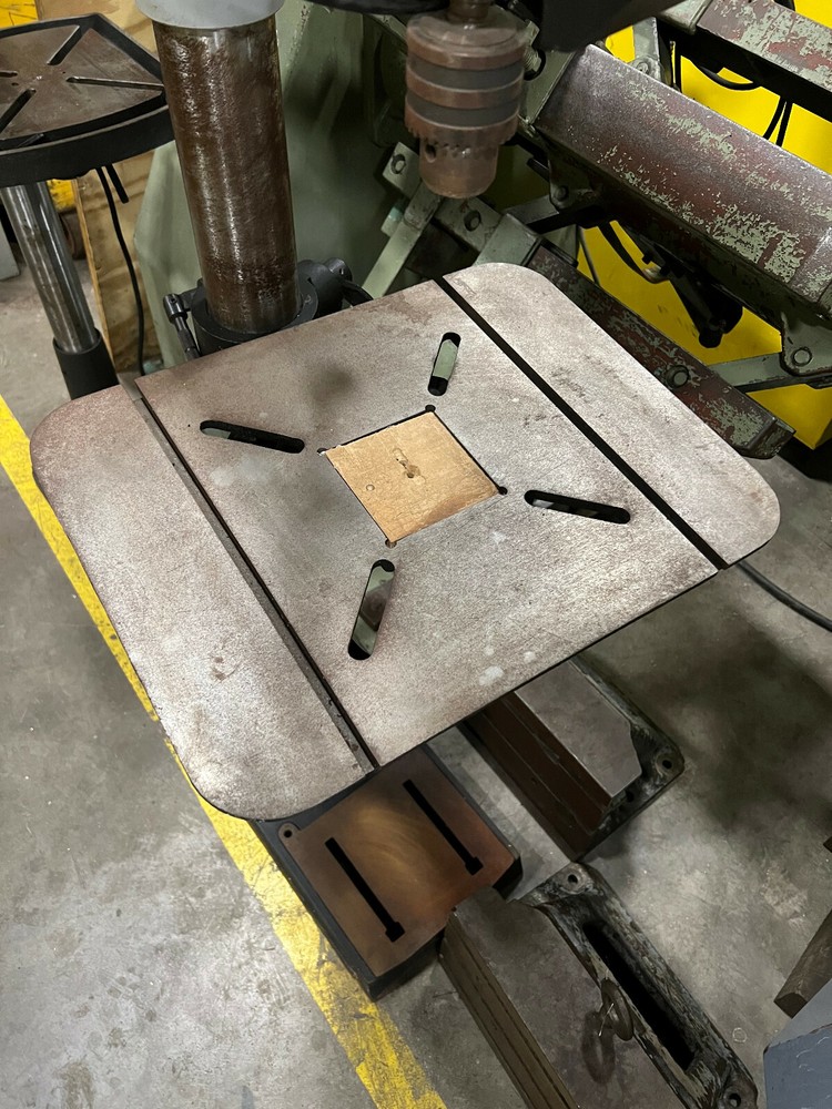 DELTA DRILL PRESS MODEL 17-950L