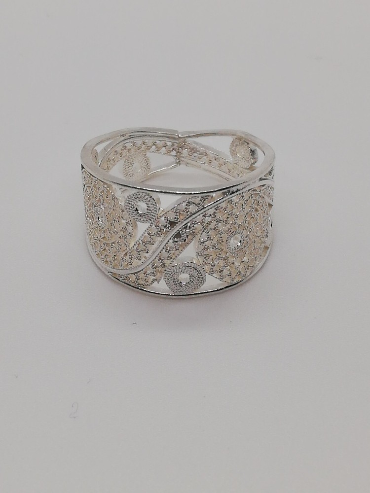 . 970 Solid Silver Women's Ring Size 8.5 Filigree New.